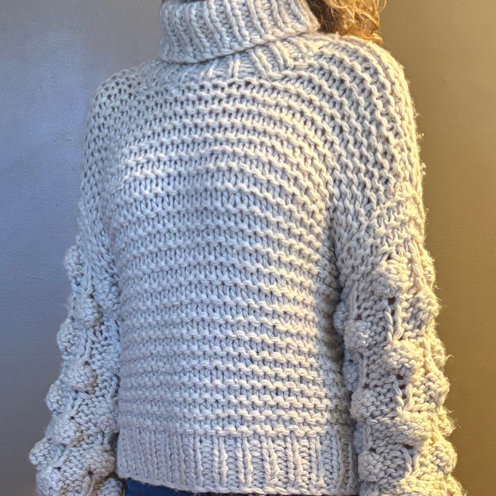 Sage sweater - Small